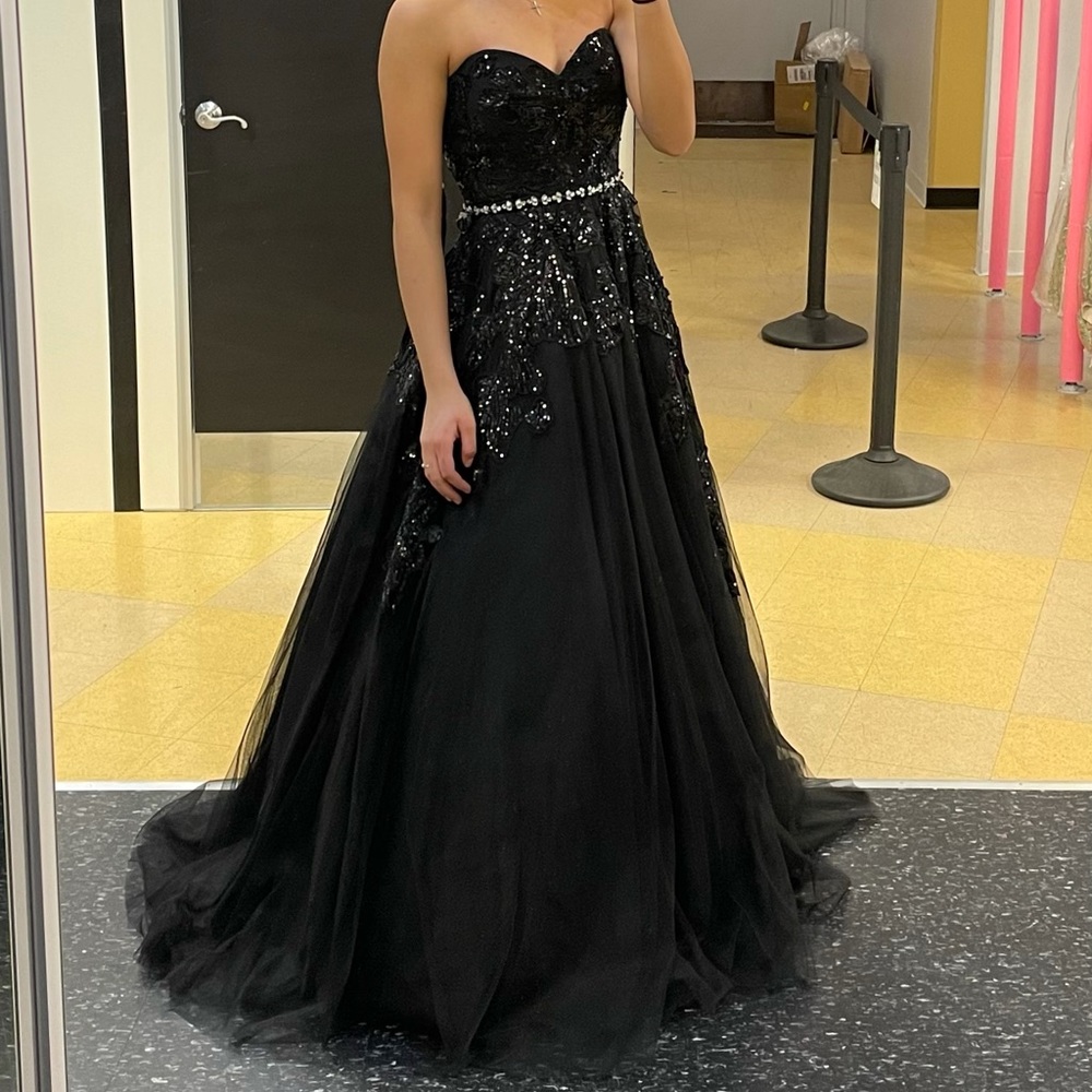 Black Sequence Prom Ballgown